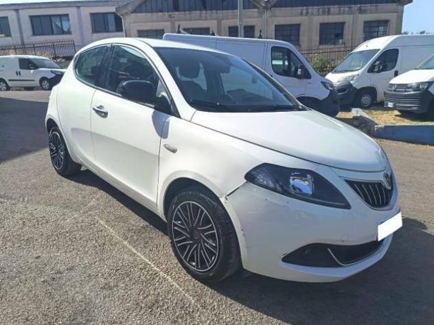 LANCIA Ypsilon 1.0 FireFly 5 porte S&S Hybrid Alberta Ferretti rif. 23922749 - Foto 2