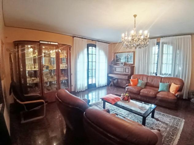 Villa di 268 m² con più di 5 locali in vendita a Cadoneghe - Foto 3