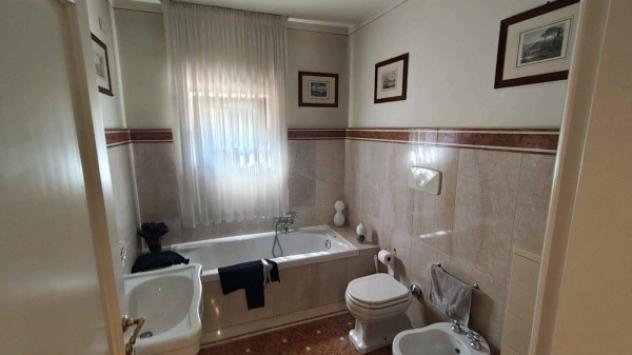 Immobile in asta di 325 m², box auto in vendita a Foligno - Foto 12
