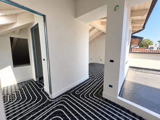 centro storico trilocale su due livelli completamente risstrutturato - Foto 4