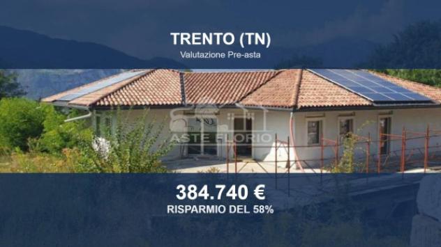Immobile in asta di 677 m² con più di 5 locali e box auto doppio in vendita a Trento
