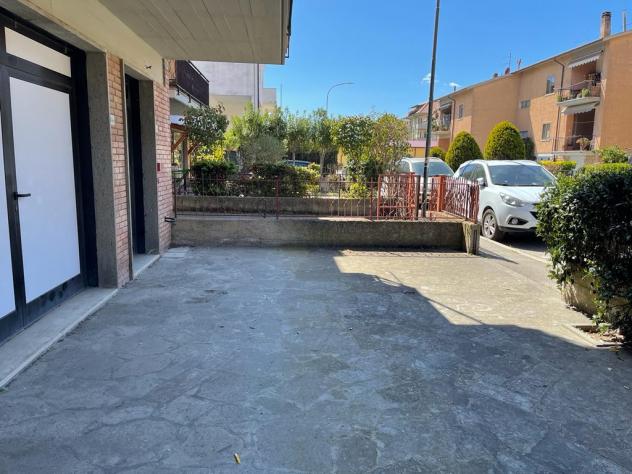 2 Vetrine in vendita a Orbetello - Foto 2