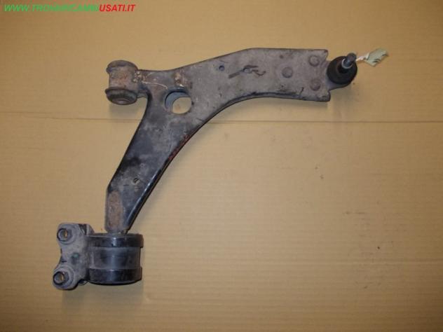 BRACCIO OSCILLANTE D.SOSP.ANT. FORD FOCUS (CAP) 3p / 5p / Style Wagon  Meccanica  Assale  Tiranteria  Braccio oscillante ant. d FORD - FOCUS - 01-12-2
