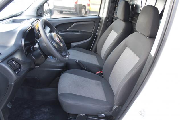 Fiat Doblo Dobl1.6 MJT 90CV S&S PC-TN Cargo - Foto 7