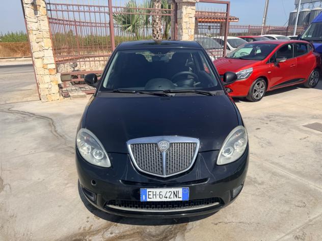 Lancia Ypsilon 1.3 MJT Diva - Foto 2