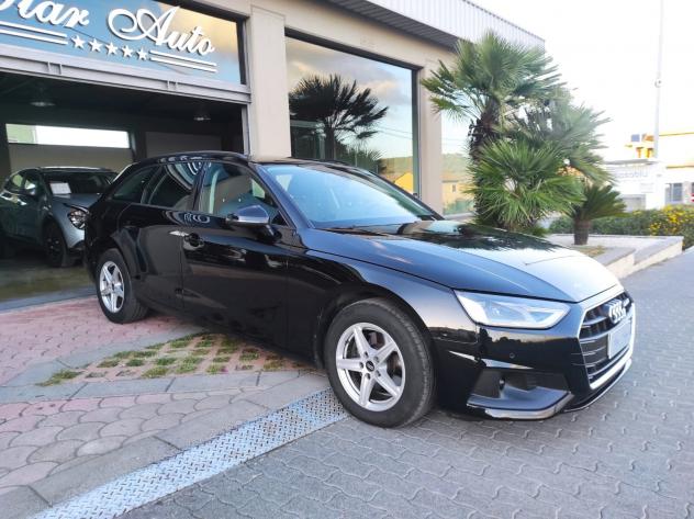 Audi A4 Avant 30 TDI/136 CV S tronic Business - Foto 2