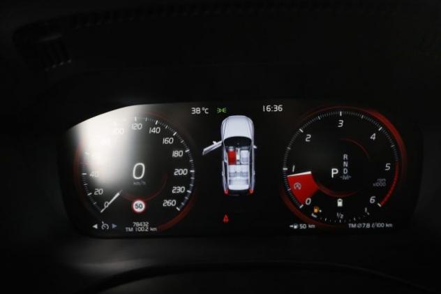 VOLVO XC60 XC60 D4-B4 AWD Geartronic Business rif. 23998802 - Foto 7