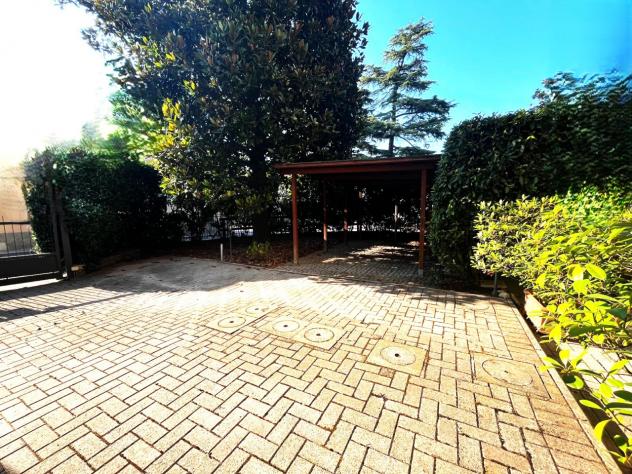 VILLINO di 6 vani e di 140 mq (CAMPI BISENZIO) rif. L1307_4 - Foto 4