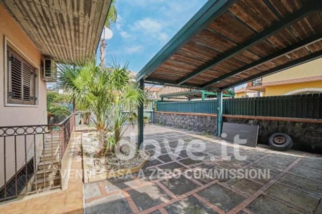 Villa di 175 m² con 5 locali e posto auto in vendita a San Giovanni la Punta - Foto 2
