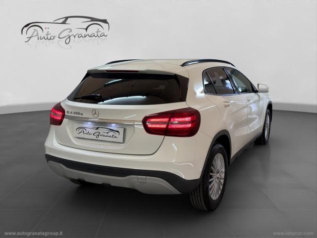 MERCEDES-BENZ GLA 200 d Automatic Sport PARI NUOVA SENZA UN DIFETTO! - Foto 7