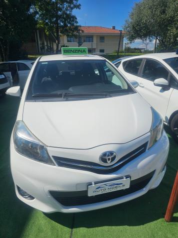 Toyota Yaris 1.0 5 porte Lounge