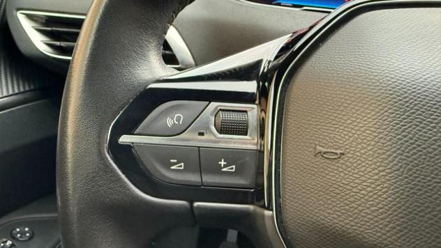 PEUGEOT 3008 1.2 TURBO 130CV S&S ALLURE PACK *C.L.18*NAVI*4CAM* rif. 24084727 - Foto 6