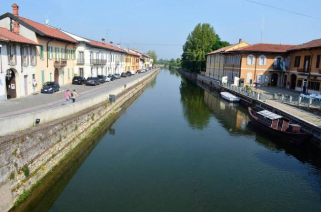 Casa indipendente di 578 m² con più di 5 locali e box auto doppio in vendita a Boffalora Sopra Ticino - Foto 9