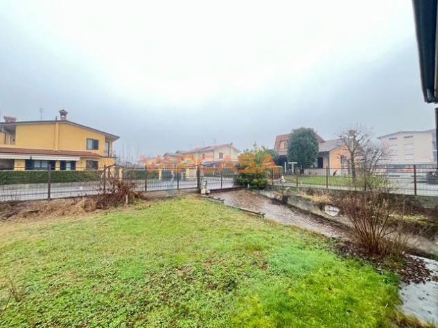 Casa indipendente con ampi spazi e giardino – Zona residenziale di Lurano - Foto 17