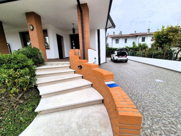Villa di 205 m² con più di 5 locali e box auto doppio in vendita a Spinea - Foto 18