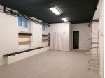 Studio-Atelier loft in seminterrato luminoso