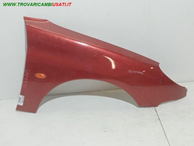 PARAFANGO ANT. DX ROSSO 999-U1310988 Carrozzeria Lamierati esterni Fiancate Parafango ant. PEUGEOT - 206 3 porte / 5 porte / CC - 01-09-1998 - 01-0