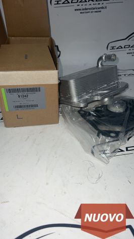 Radiatore Olio Defender - Evoque 2.0D LR075630 - Foto 2