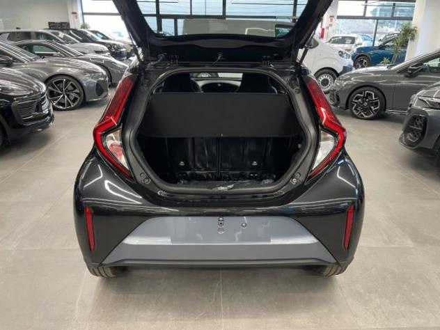 TOYOTA Aygo X 1.0 VVT-i 72 CV Teamplayer KM0 MY25 rif. 23976479 - Foto 3