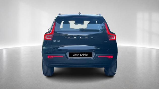 Volvo XC40 T2 automatico Momentum Core - Foto 8