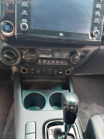 TOYOTA Hilux 2.8 D-4D A/T 4WD 4 porte Double Cab Invincible rif. 24108989 - Foto 6