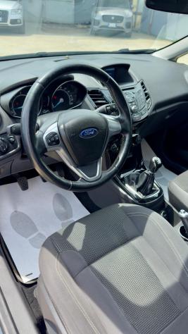 Ford Fiesta 1.0 EcoBoost 100CV 5 porte Titanium - Foto 10