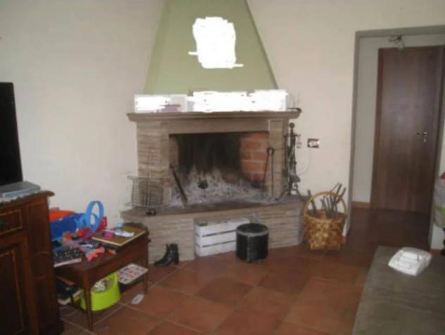 Immobile in asta di 85 m² con più di 5 locali in vendita a Viterbo - Foto 4