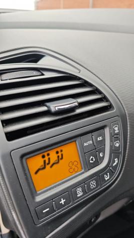 Citroen C4 Picasso 1.6 HDi 110 FAP Attraction - Foto 9