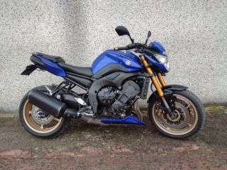 YAMAHA FZ 8
