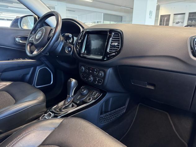 Jeep Compass 2.0 MJet 140cv Limited 4WD auto - Foto 9
