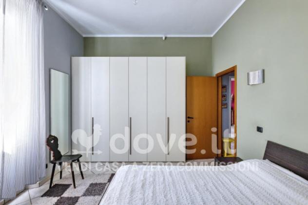 Casa indipendente di 200 m² con 3 locali e box auto in vendita a Sumirago - Foto 11