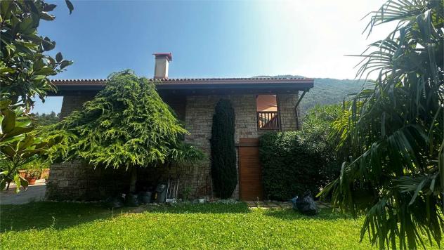 V000426 - VILLA INDIPENDENTE CON PISCINA E GIARDINO PRIVATO - Foto 2