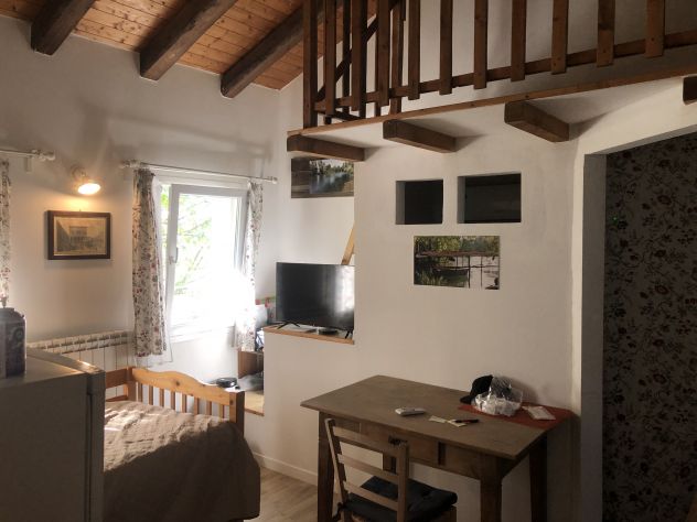 Affittasi monolocale in casa country