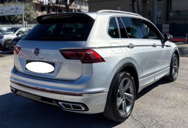 VOLKSWAGEN Tiguan 2.0 TDI 150 CV SCR DSG R-Line rif. 24190705 - Foto 6
