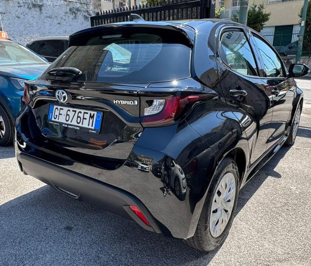 Toyota Yaris 1.5 Hybrid 5 porte Active - Foto 4