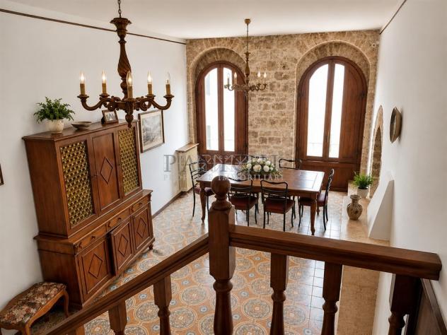Appartamento in palazzo storico con garage e cantina - Foto 3