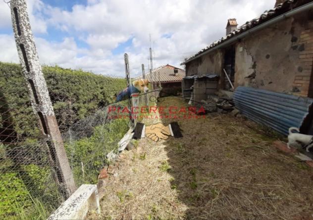 In un borgo di campagna nel circondario di Orvieto - Vendesi abitazione indipendente da ristrutturare con corte e frutteto. - Foto 5