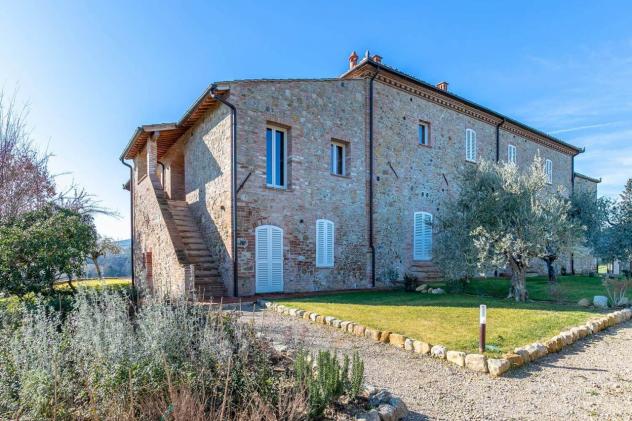 APPARTAMENTO di 3 vani e di 100 mq (SAN GIMIGNANO) rif. S 61 - Foto 4