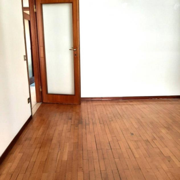 Appartamento di 152 m² con 4 locali e box auto in vendita a Vigevano - Foto 5