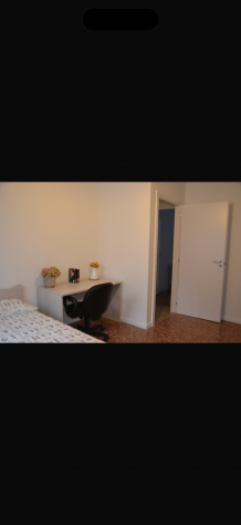 Cerco studentessa per affittare camera singola zona Centrale