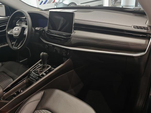 Jeep Compass 1.3 Turbo T4 190 CV PHEV AT6 4xe Altitude - Foto 6