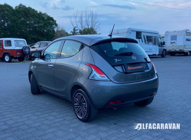 Lancia Ypsilon 1.0 firefly hybrid Gold - Foto 6