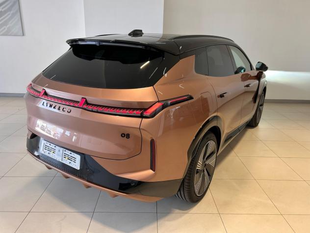 Lynk&co 08 PHEV More - Foto 2
