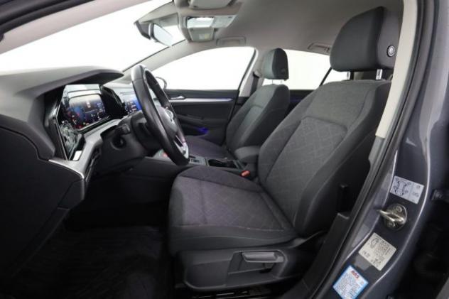 VOLKSWAGEN Golf Golf 1.0 eTSI EVO DSG Life rif. 24013171 - Foto 2