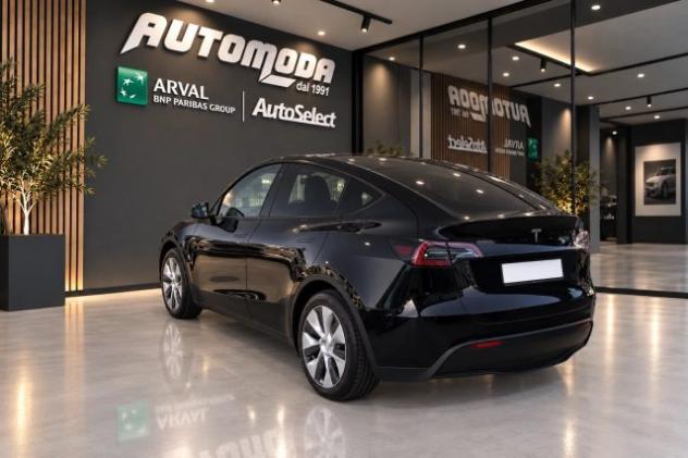 TESLA Model Y 50Kwd RWD KM0 rif. 24105526 - Foto 6