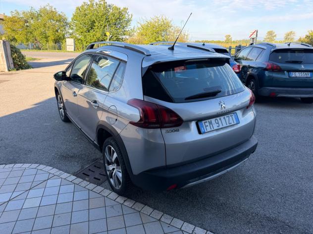 Peugeot 2008 1.2 Turbo Benzina Automatica Neopatentati - Foto 4