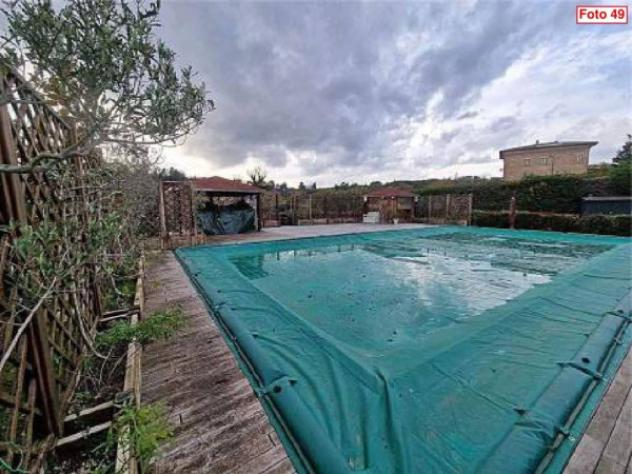 Immobile in asta di 392 m² con più di 5 locali e box auto in vendita a Perugia - Foto 6