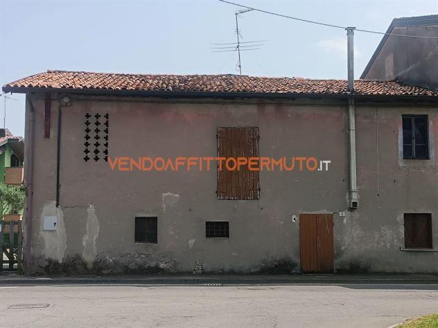 CASCINA DA RISTRUTTURARE CON BOX E LOCALE ACCESSORIO - Foto 19