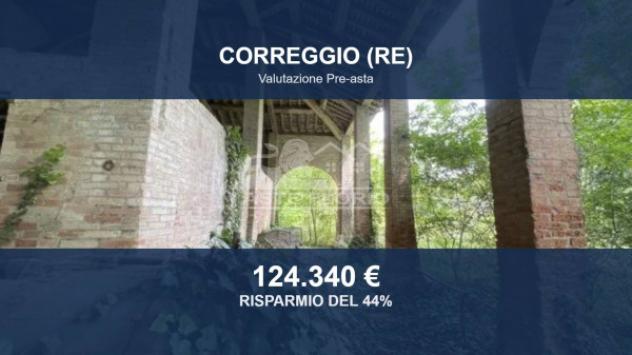 Immobile in asta di 413 m² con più di 5 locali in vendita a Correggio