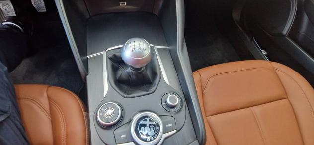 Alfa Romeo Giulia 2.2 180 CV 05/17 KM 38000 ITALIANA +BIXENO+PELLE TOTALE+NAVIGATORE+TELECAMERA - Foto 9